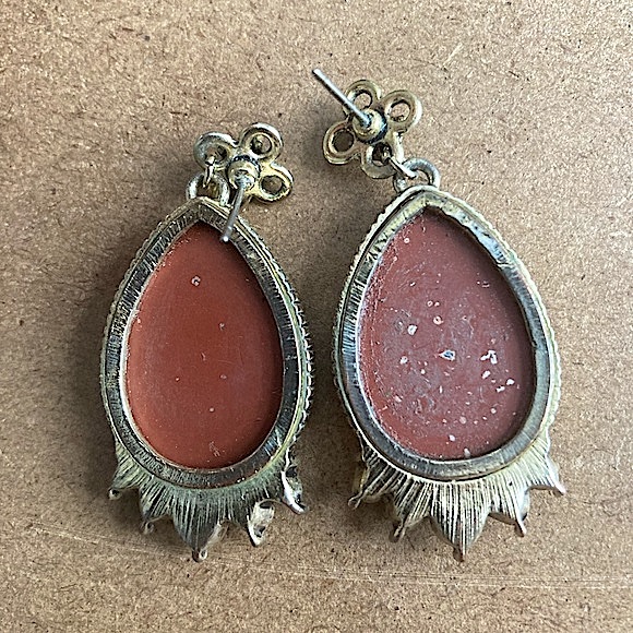 JLO By Jennifer Lopez Gold tone Drop Earrings - Picture 4 of 4